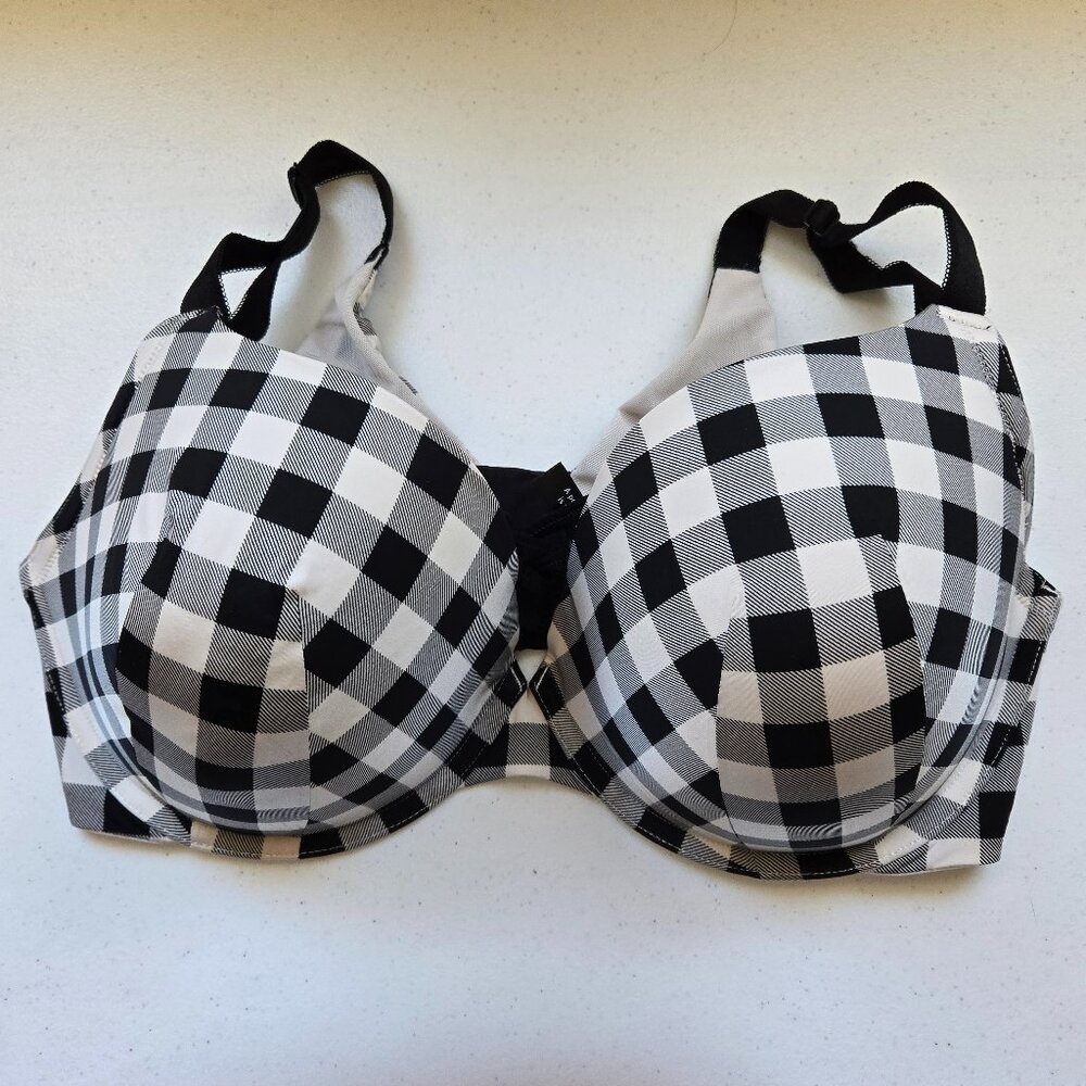 76-1 Torrid Retro Wire-free Black Gingham checkered Bra Size 40DDD